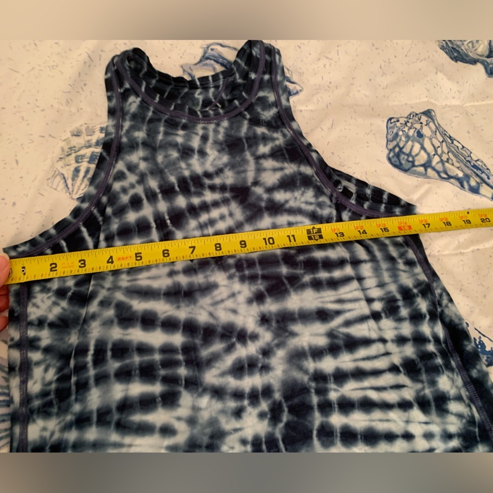 lululemon athletica All Tied Up Tank Top size 6 - Picture 9 of 11